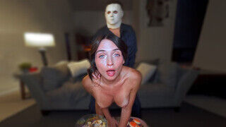 Brooke Tilli és a halloween maszkos pasasa
