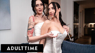 ADULT TIME - Érzéki, romantikus legelső kúrás a friss lesbi feleségek, Charlotte Sins és Melissa Stratton között
