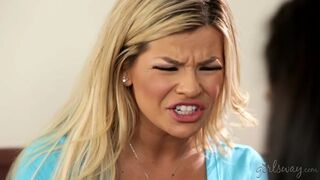 Abby Lee Argentin és Adriana Sephora forró tinédzser leszbi játékai