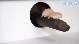 Nagyméretű keblű lezbi milf-ek sushi glory hole kalandja bbc szopással és cuki ázsiai tinitel