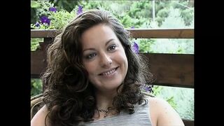 Három szexi olasz milf közös mélytorok oboázása Federica Zarrival